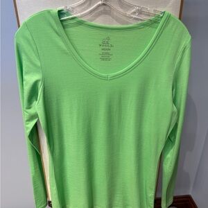 Woolx Women's Scoop Neck Long Sleeve Top in Lime Green